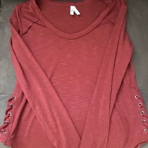 “Mudd” Long Sleeve Shirt!